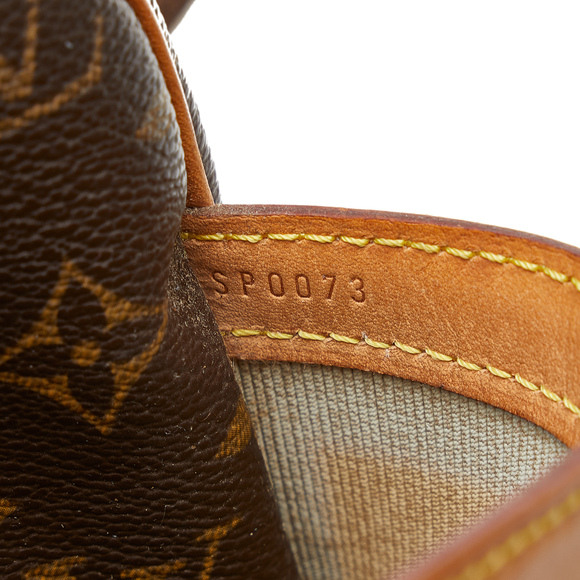 LOUIS VUITTON Monogram Reporter PM Crossbody Bag - Picture 8 of 10